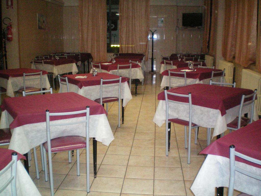 Hotel Zio Cataldo Corato Kültér fotó