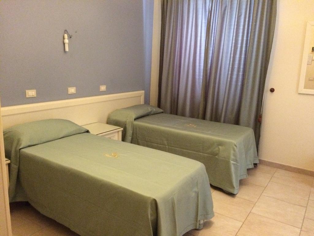 Hotel Zio Cataldo Corato Kültér fotó