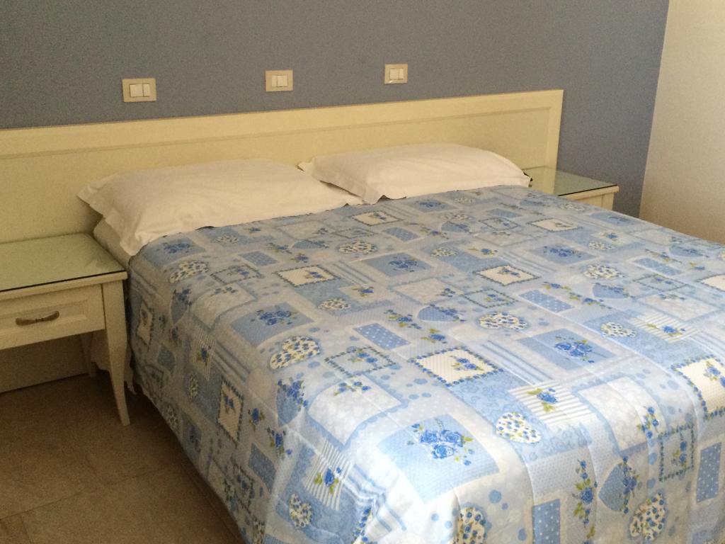 Hotel Zio Cataldo Corato Kültér fotó